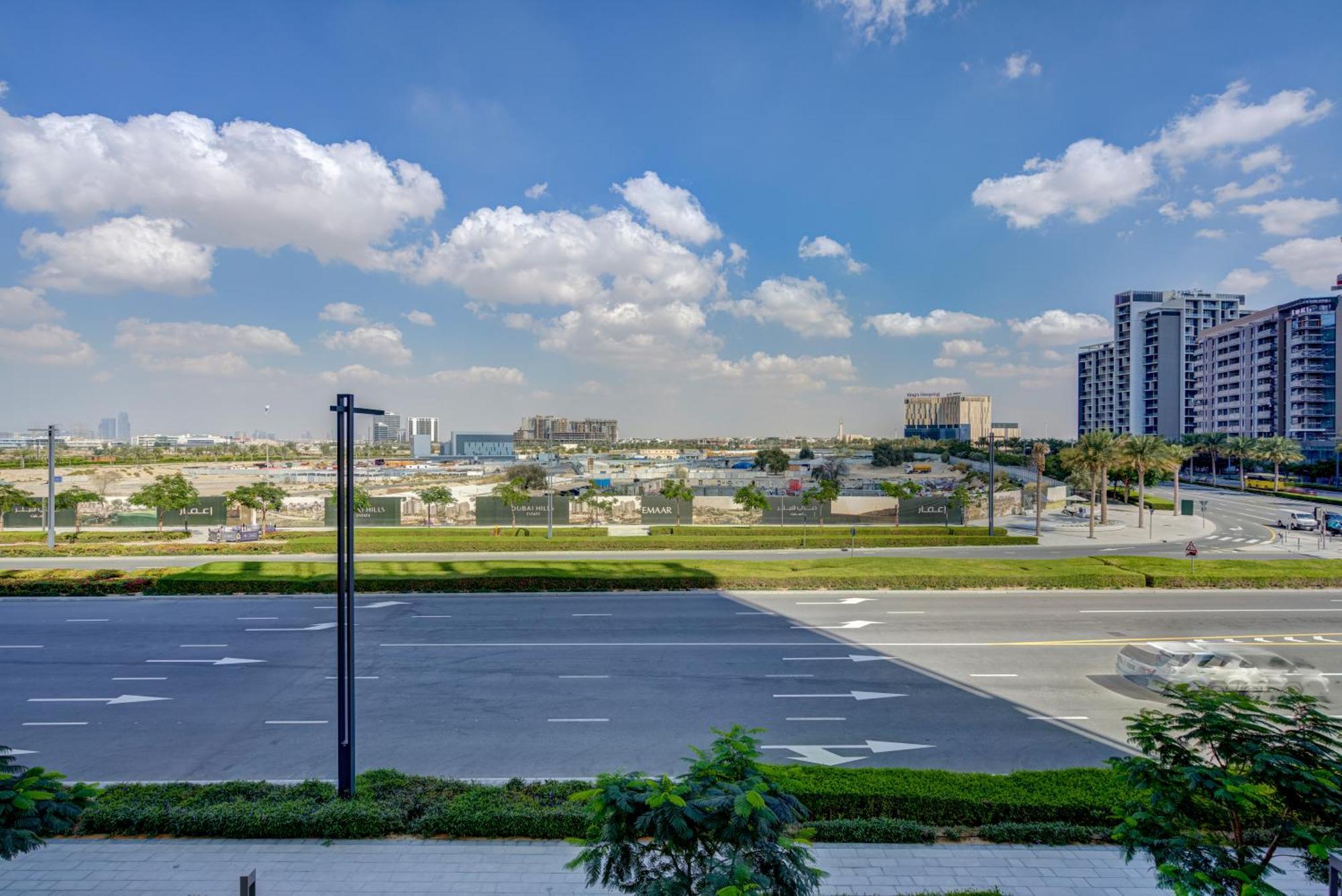 Apartment Offer Get 2 Bedroom At Price Of 1 Bedroom Near Hills Mall